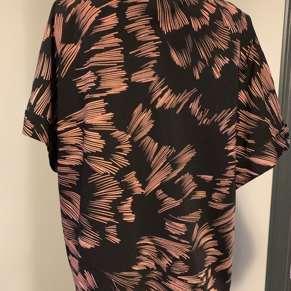 Cabi Tate Top - Picture 3 of 4